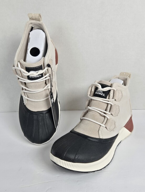 Sorel Shoes - Sorel Women's Out N About III Classic WATERPROOF Boots Size 8.5
